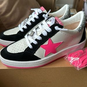 Vintage Havana Fashion Sneakers